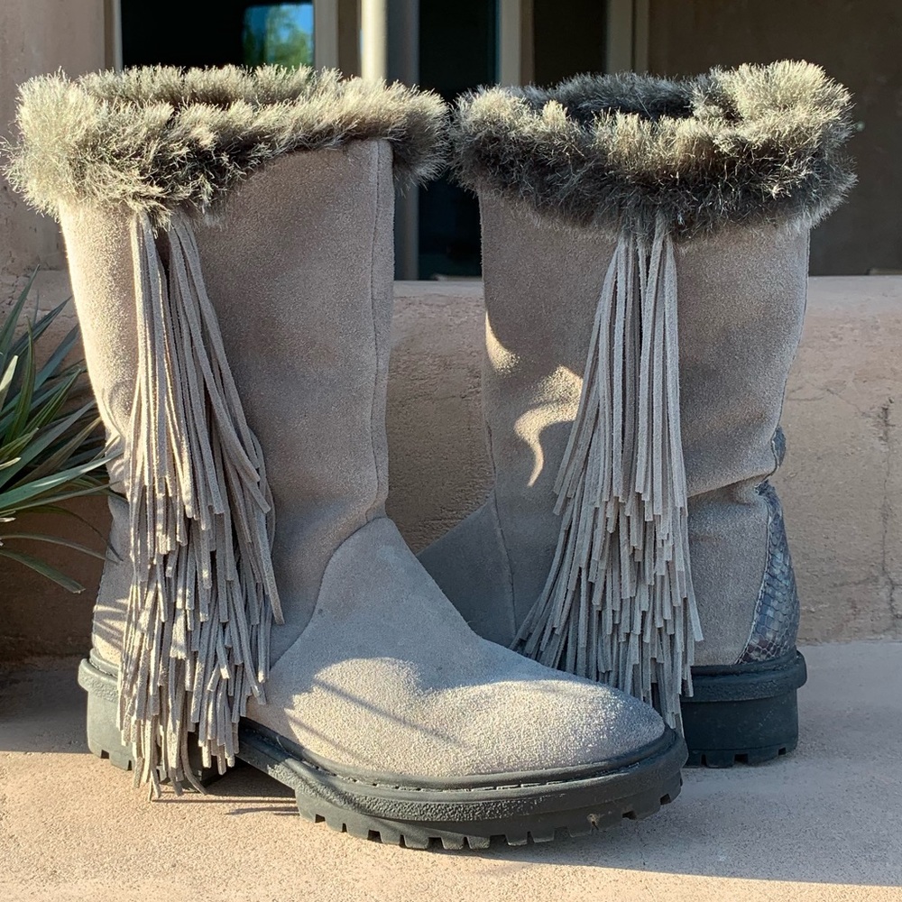 PRICE FIRM❣️ Sam Edelman Suede Fringe Boots!